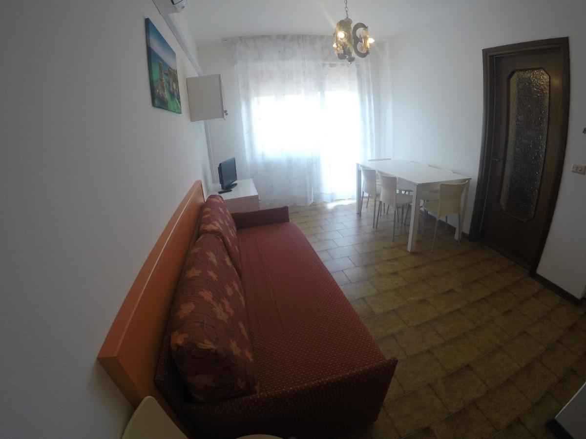 Residence Caorle Apartments - Agenzia Cocal Eksteriør billede