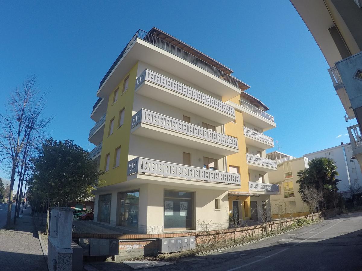 Residence Caorle Apartments - Agenzia Cocal Eksteriør billede